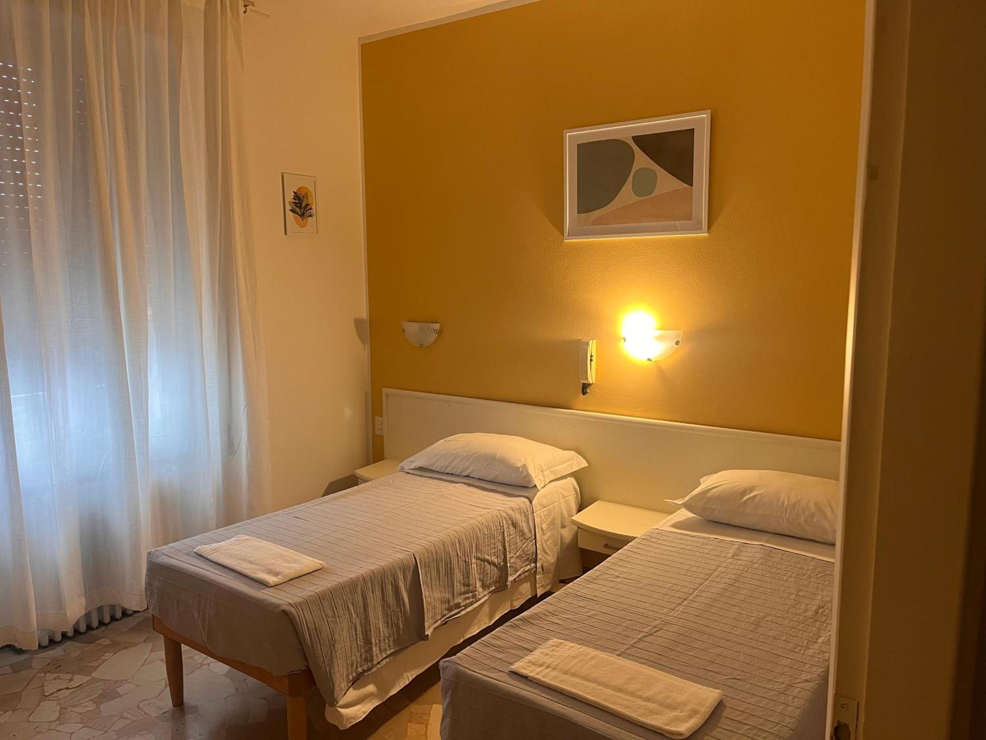 Hotel Parini 체사노보스코네 외부 사진